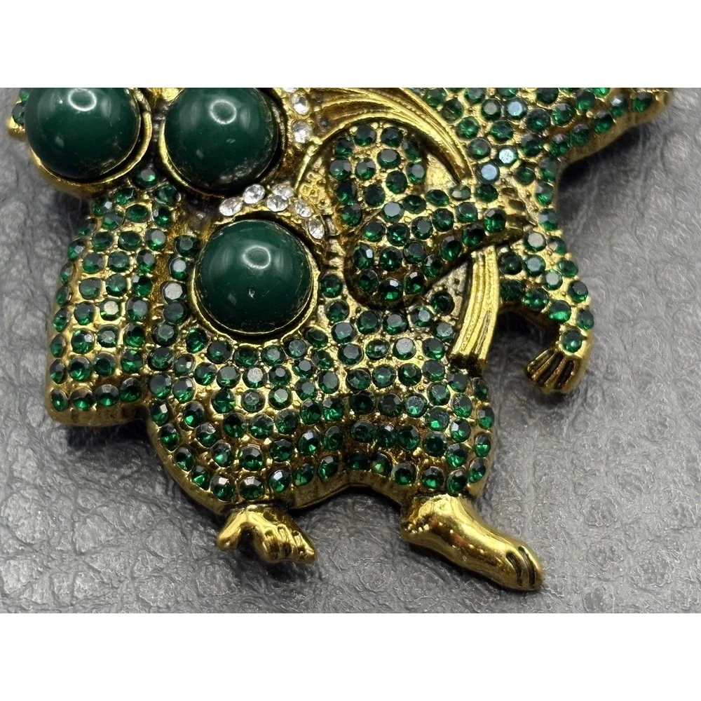 Christmas Mouse Santa Brooch Green Rhinestone Red Enamel Hat Gold Tone